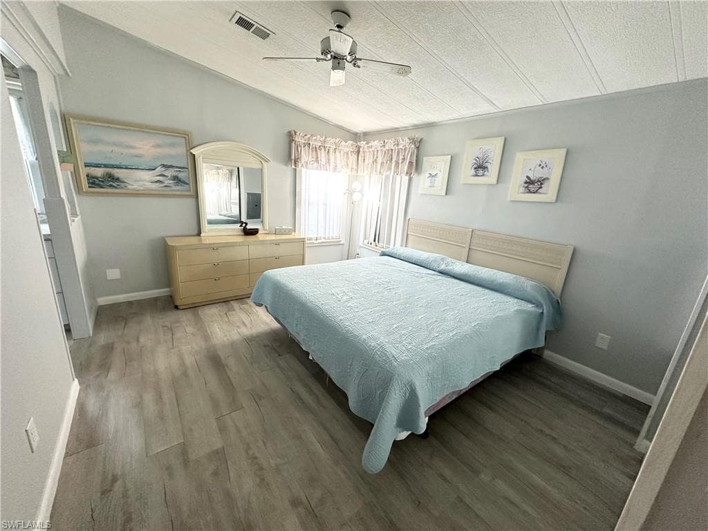 17511 Bryan CT, FORT MYERS BEACH FL 33931-13