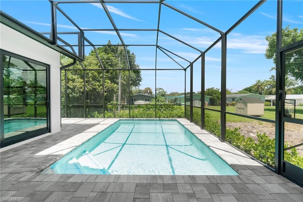 2769 Van Buren AVE, NAPLES FL 34112-14