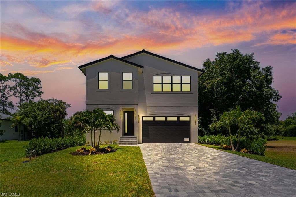 2769 Van Buren AVE, NAPLES FL 34112-28