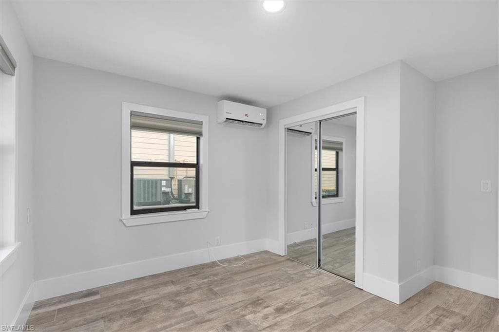 3240 Collee CT, NAPLES FL 34112-11