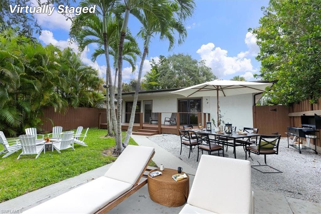 3240 Collee CT, NAPLES FL 34112-33