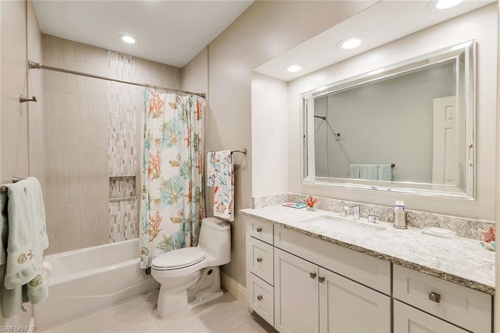 4556 Pond Apple DR N, NAPLES FL 34119-24