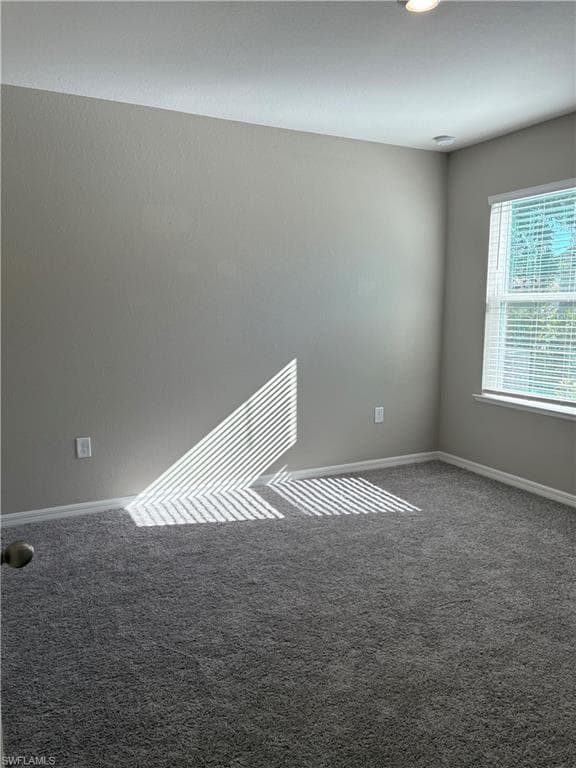 640 Encarnacion ST, PUNTA GORDA FL 33983-29