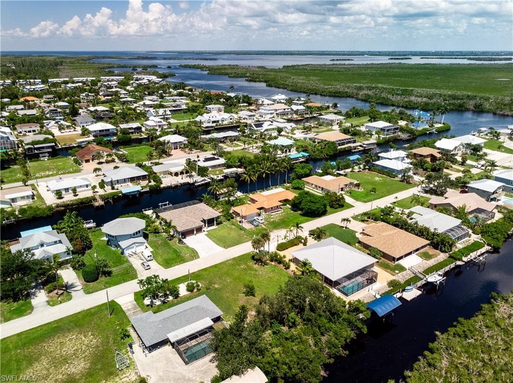 5175 Genesee PKWY, BOKEELIA FL 33922-8