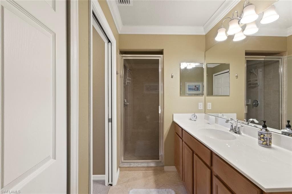 10337 Heritage Bay BLVD # 1811, NAPLES FL 34120-6