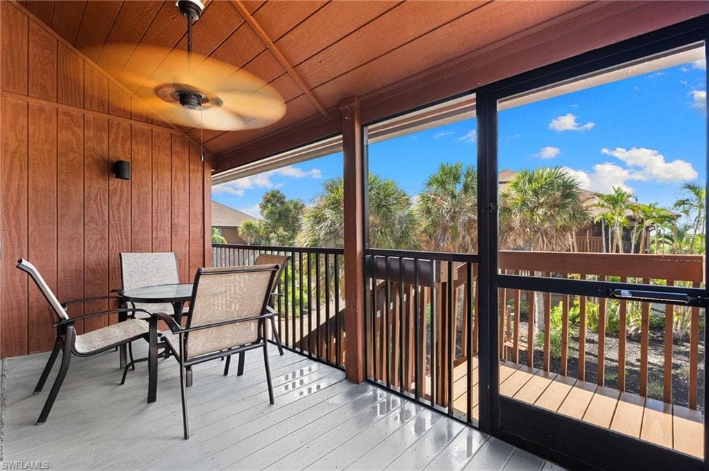 1811 Olde Middle Gulf DR # 14, SANIBEL FL 33957-26