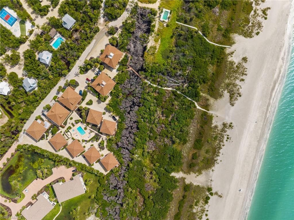 1811 Olde Middle Gulf DR # 14, SANIBEL FL 33957-45