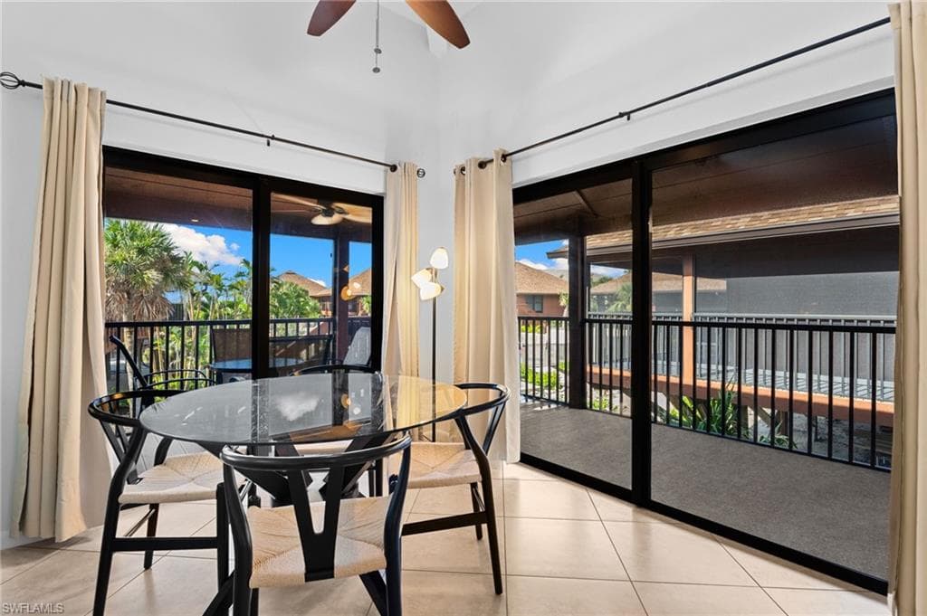 1811 Olde Middle Gulf DR # 14, SANIBEL FL 33957-11