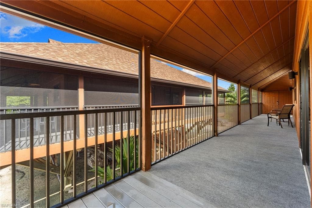 1811 Olde Middle Gulf DR # 14, SANIBEL FL 33957-27