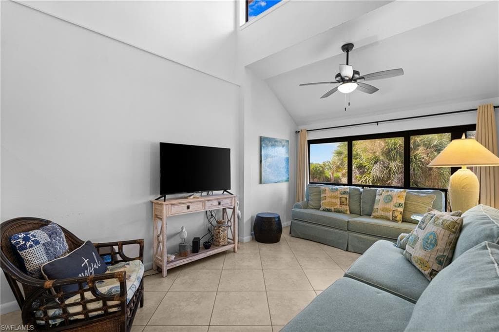1811 Olde Middle Gulf DR # 14, SANIBEL FL 33957-14
