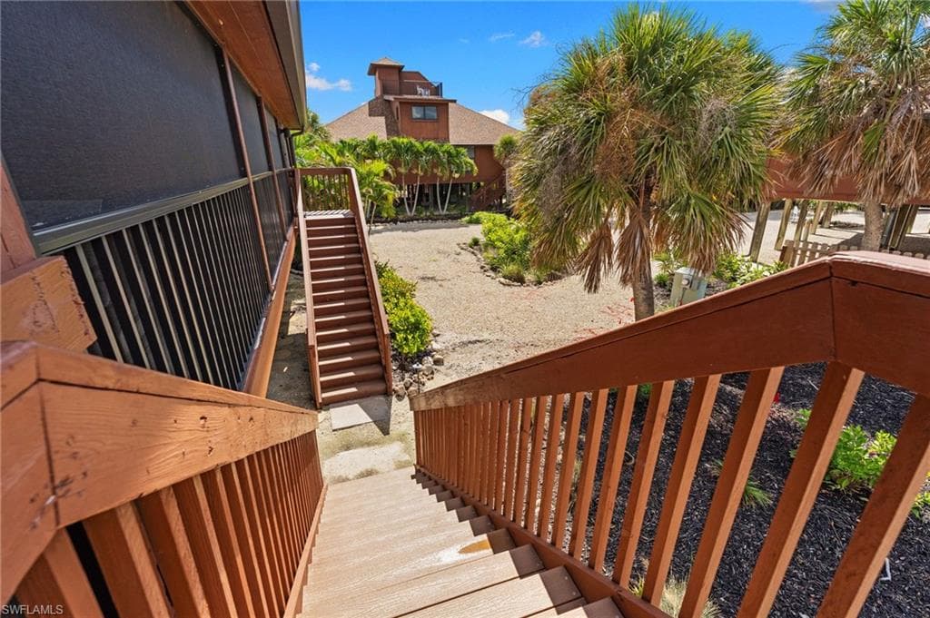 1811 Olde Middle Gulf DR # 14, SANIBEL FL 33957-30