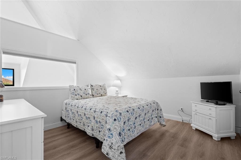 1811 Olde Middle Gulf DR # 14, SANIBEL FL 33957-20