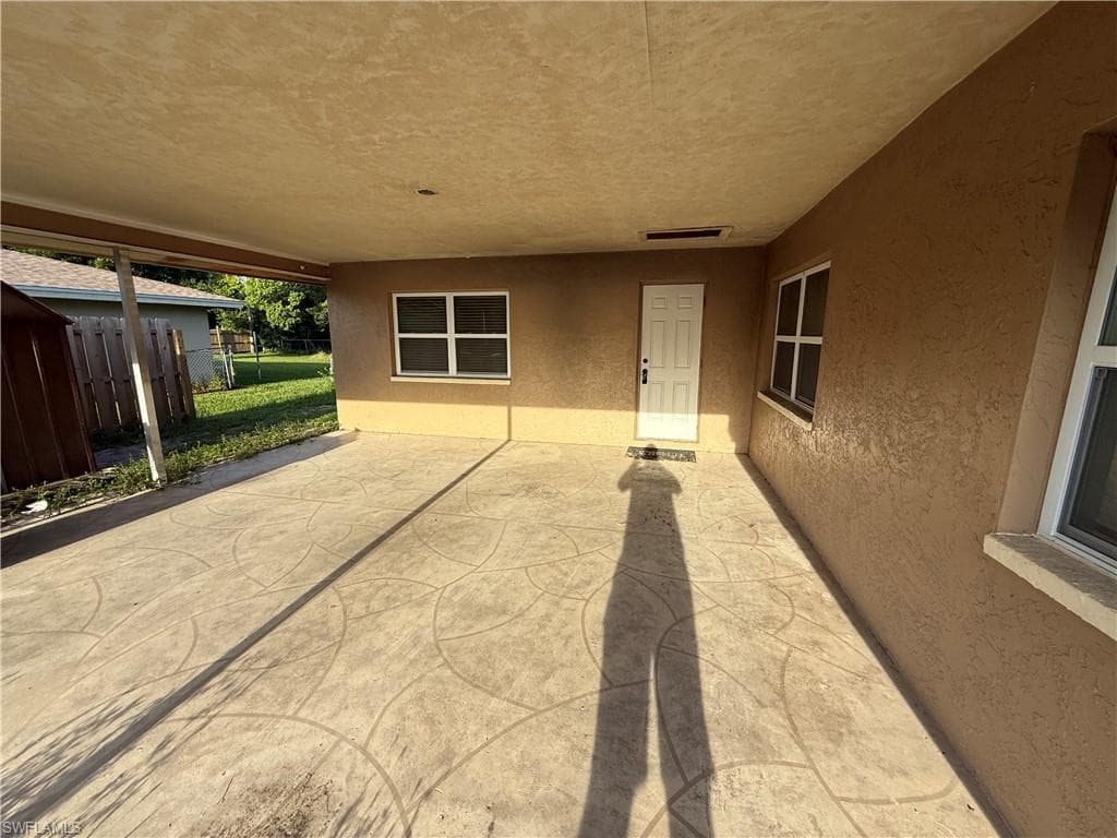 5820 Algiers ST, FORT MYERS FL 33919-1