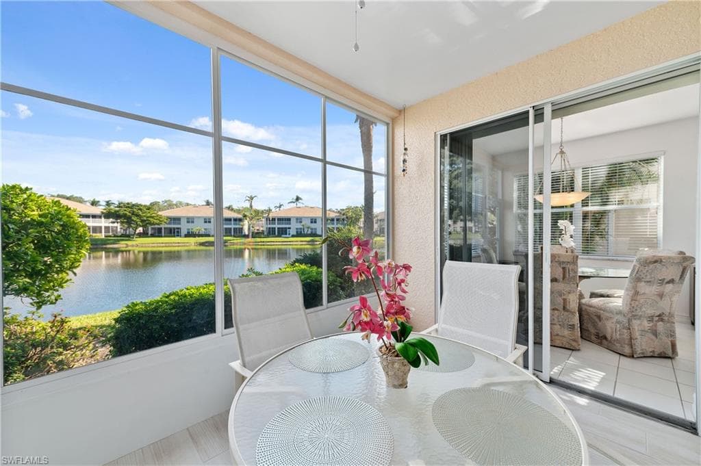 800 Carrick Bend CIR # 103, NAPLES FL 34110-21