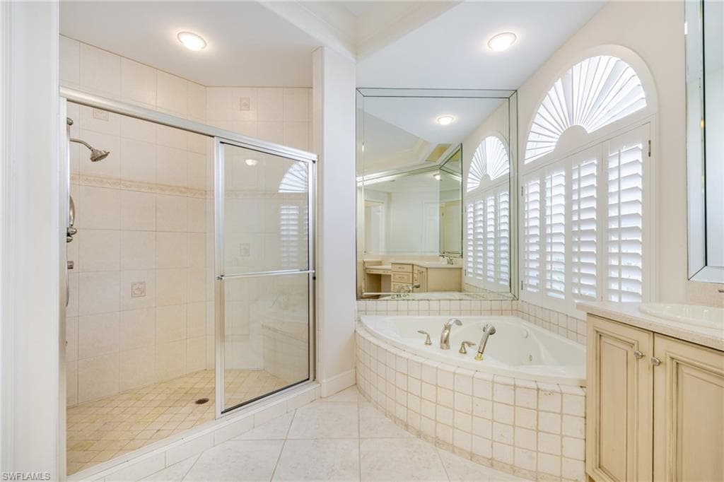 20481 Chapel Trace, ESTERO FL 33928-20