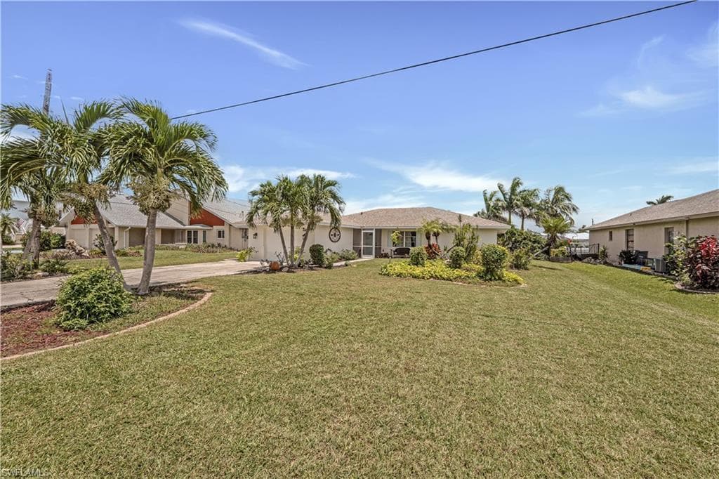 6156 Cocos DR, FORT MYERS FL 33908-4