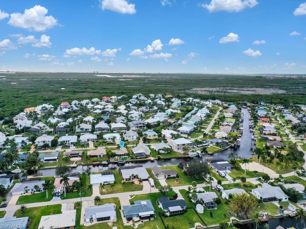 6156 Cocos DR, FORT MYERS FL 33908-8