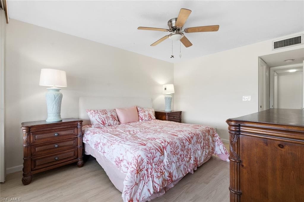 5585 Trailwinds DR # 314, FORT MYERS FL 33907-11