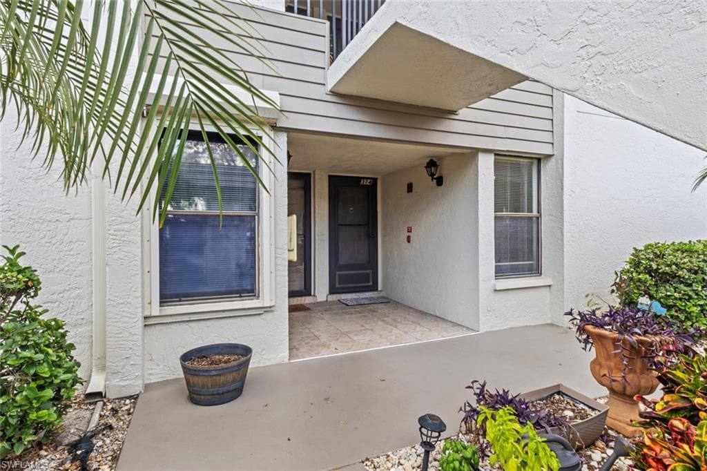 5585 Trailwinds DR # 314, FORT MYERS FL 33907-23