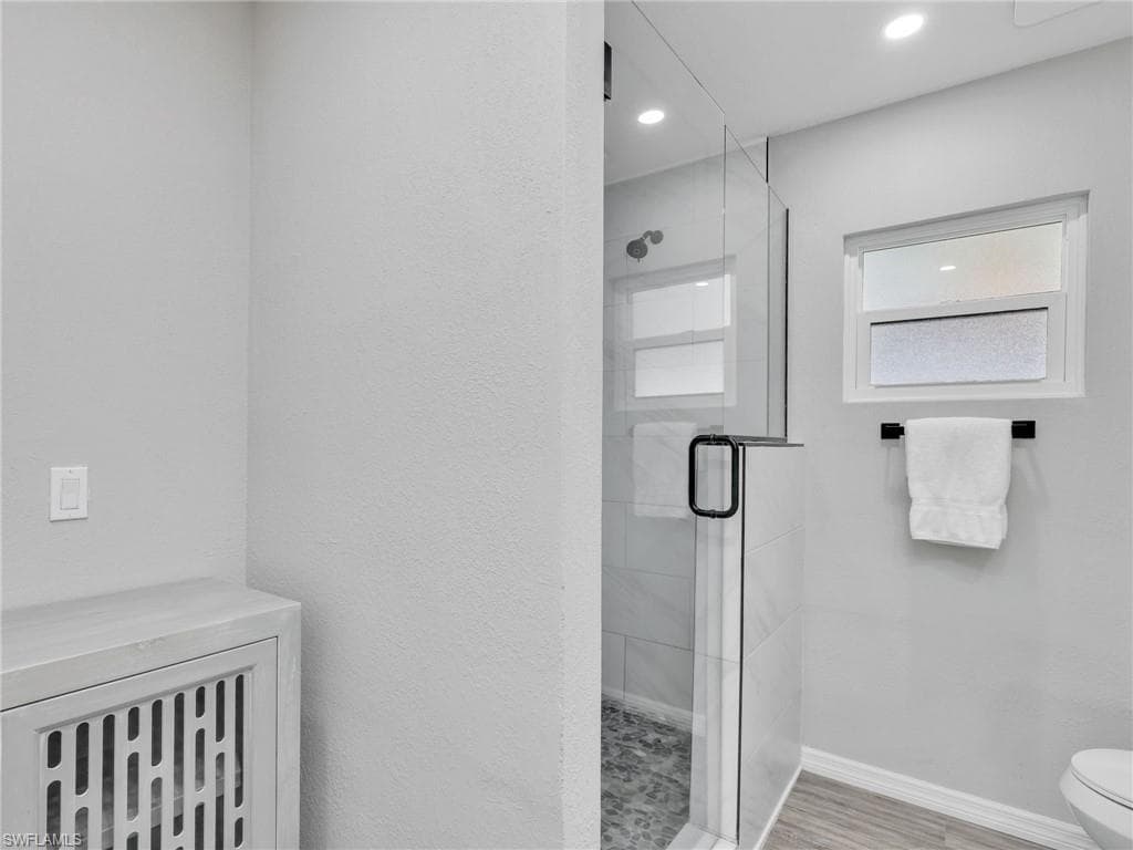 195 Hibiscus DR, FORT MYERS BEACH FL 33931-16