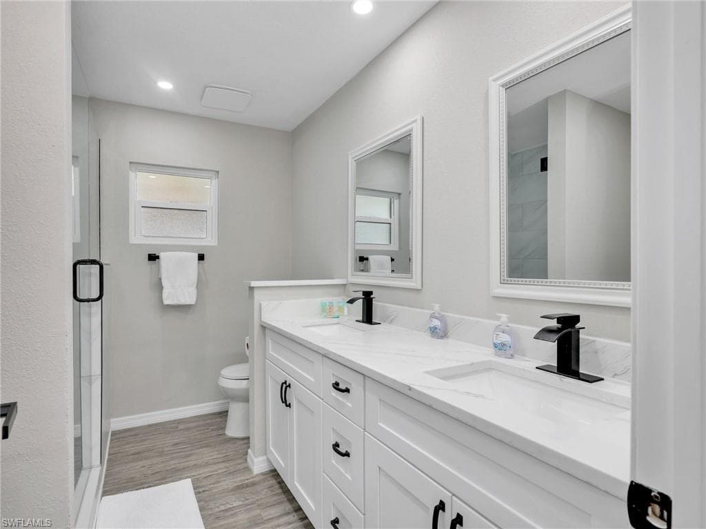 195 Hibiscus DR, FORT MYERS BEACH FL 33931-15