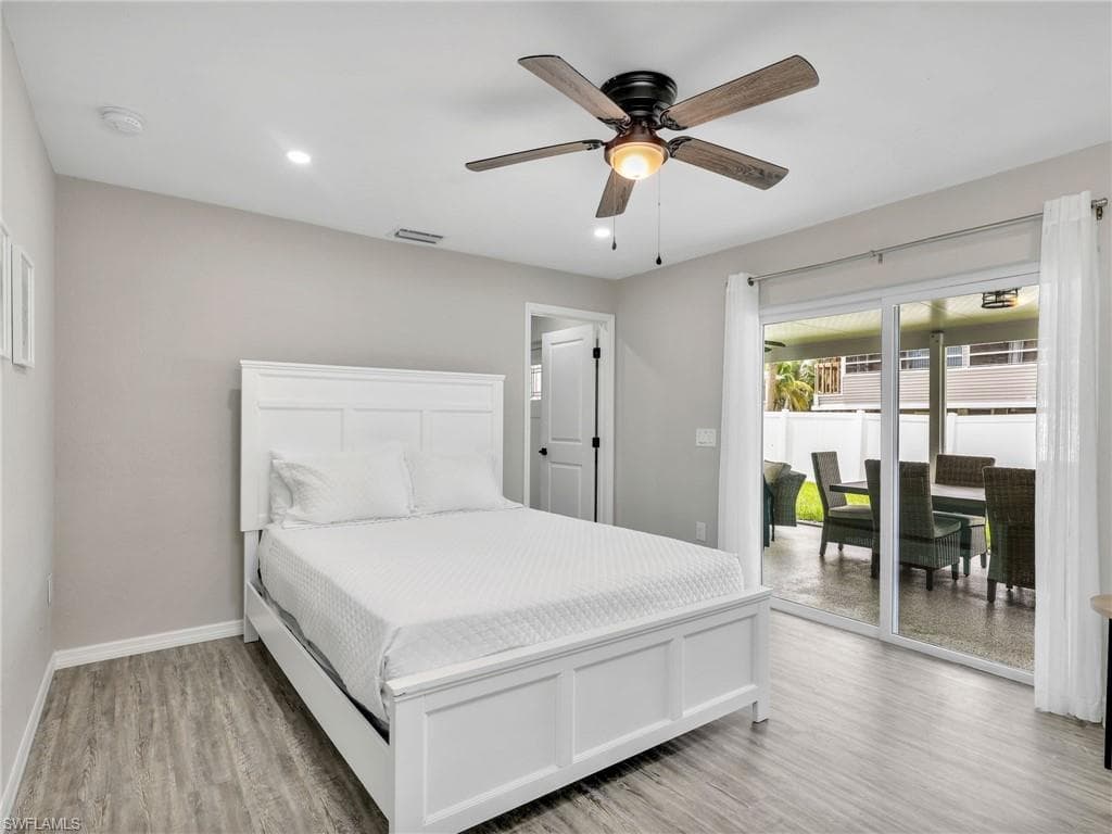 195 Hibiscus DR, FORT MYERS BEACH FL 33931-18