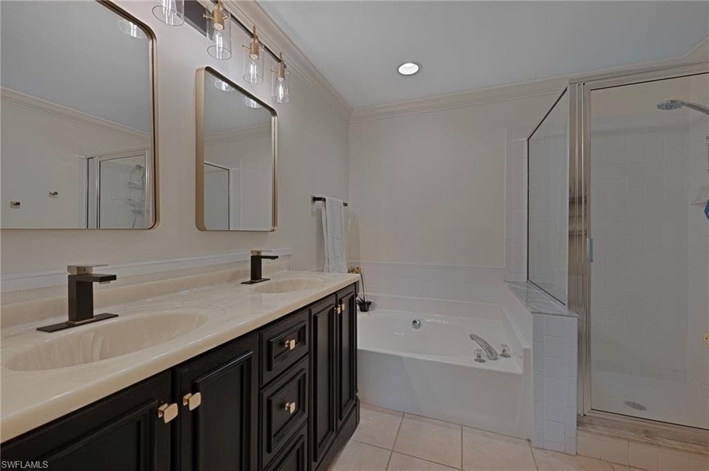 22974 Lone Oak DR, ESTERO FL 33928-11