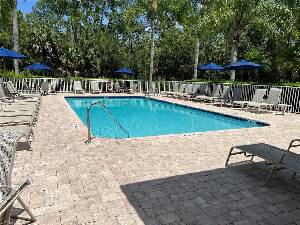8555 Naples Heritage DR # 214, NAPLES FL 34112-31