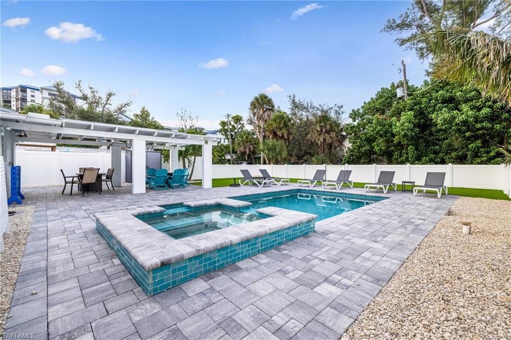 4831 Coquina RD, FORT MYERS BEACH FL 33931-35