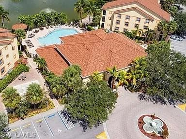 7905 Preserve CIR # 138, NAPLES FL 34119-23