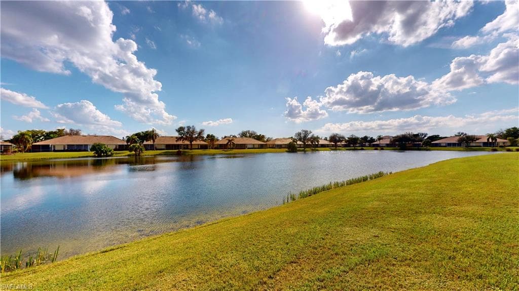 8797 E Bay CIR, FORT MYERS FL 33908-35