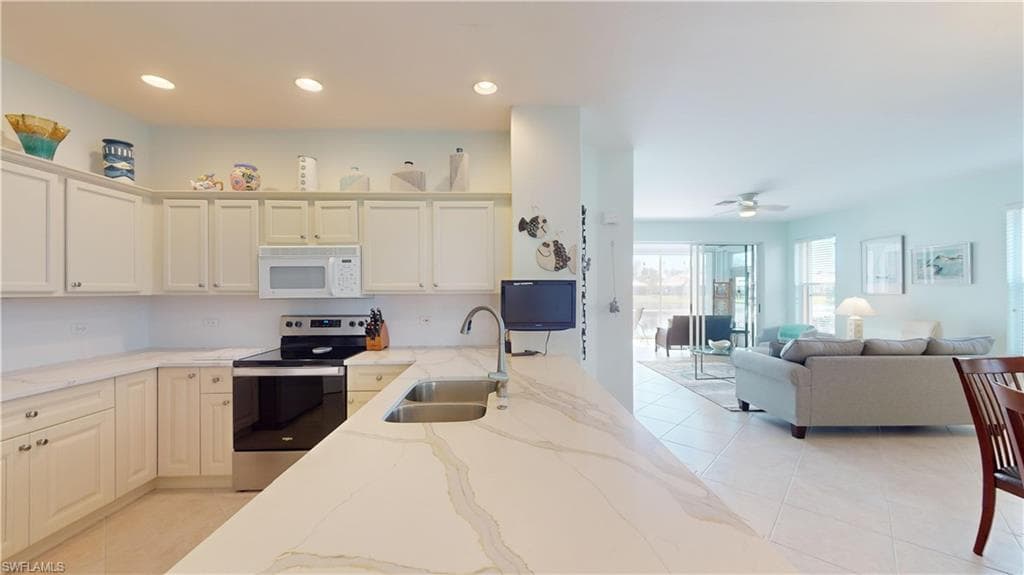 8797 E Bay CIR, FORT MYERS FL 33908-10