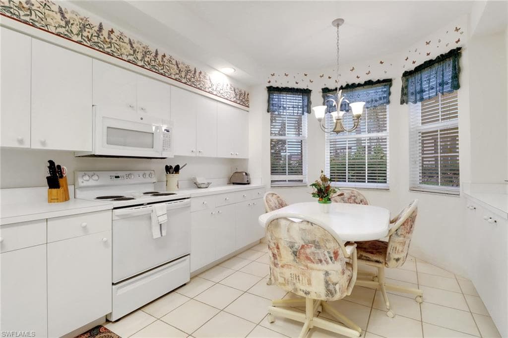 9610 Village View BLVD # 102, BONITA SPRINGS FL 34135-12