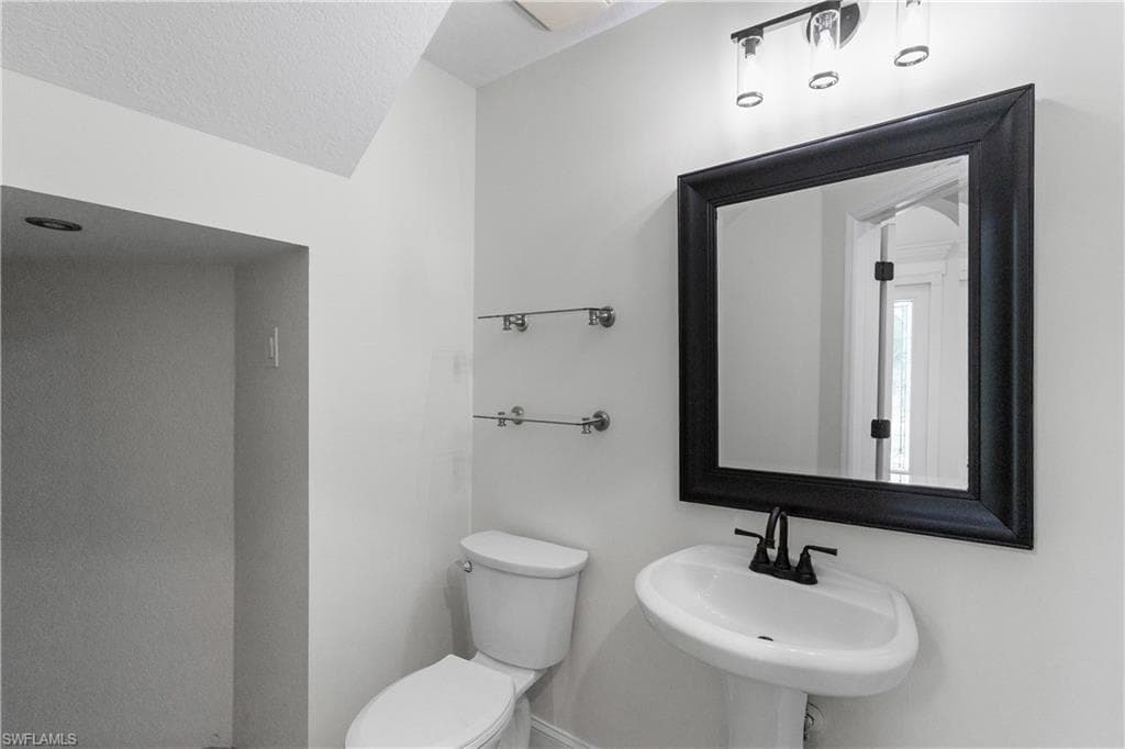 11519 Gainsborough WAY, LEHIGH ACRES FL 33971-13