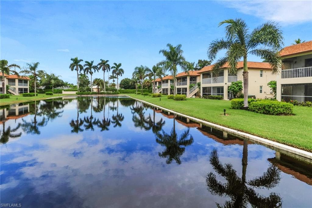 1155 Sandpiper ST # A5, NAPLES FL 34102-13