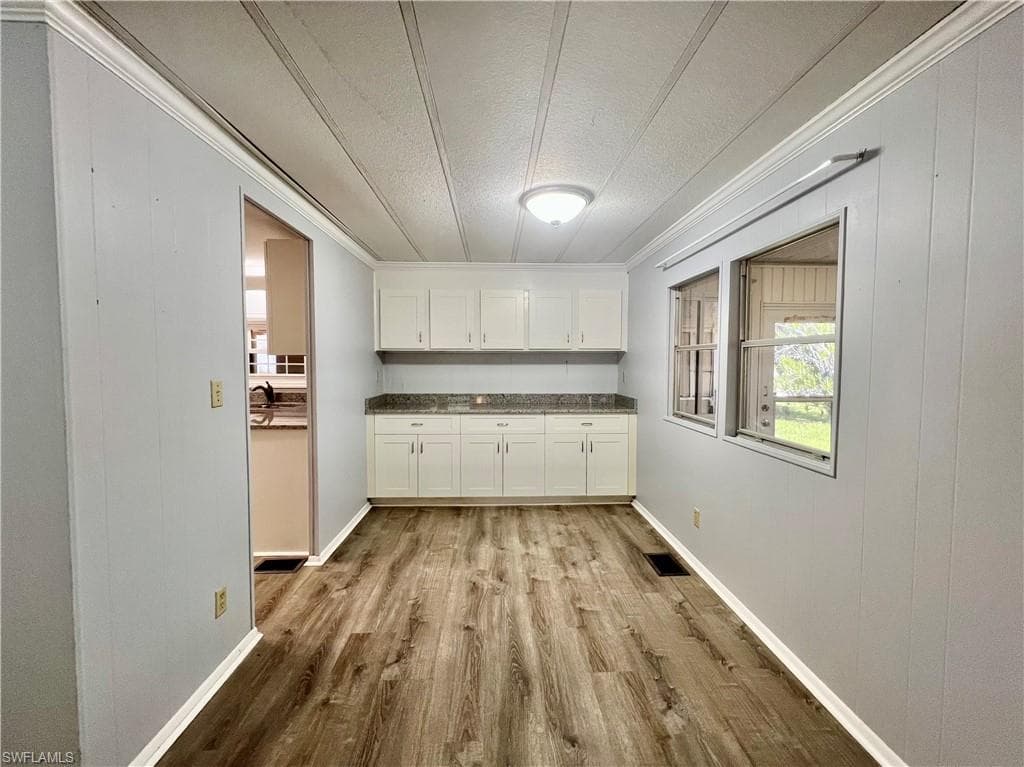 13 Cannes DR, NAPLES FL 34112-12