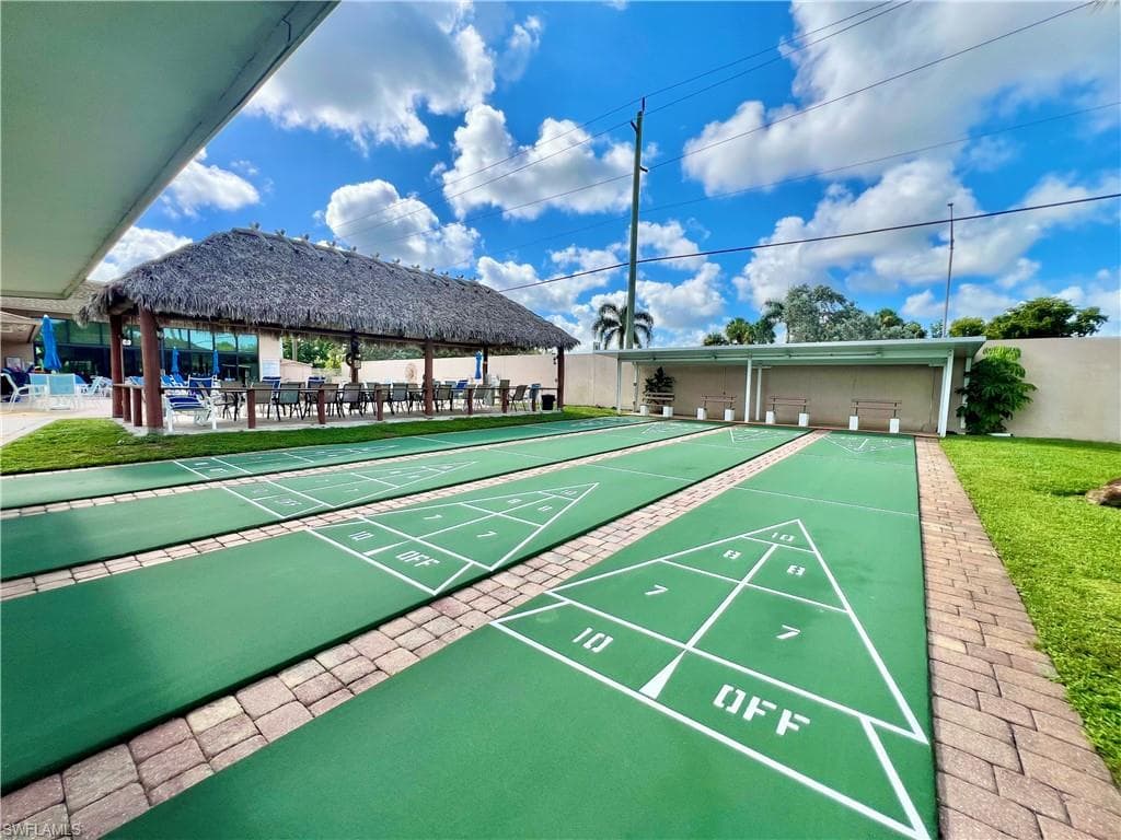 13 Cannes DR, NAPLES FL 34112-46