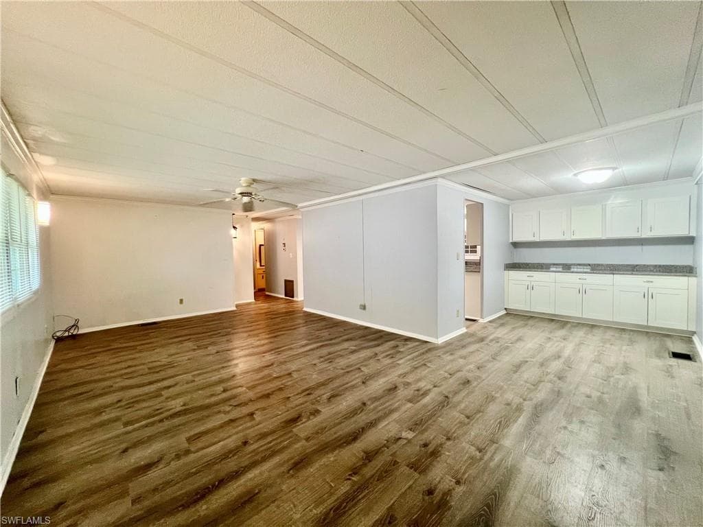 13 Cannes DR, NAPLES FL 34112-13