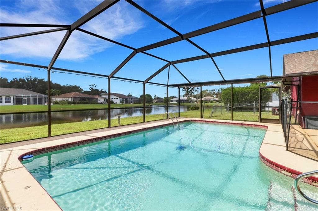 9414 Pineapple RD, FORT MYERS FL 33967-21