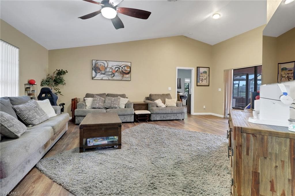 9414 Pineapple RD, FORT MYERS FL 33967-4