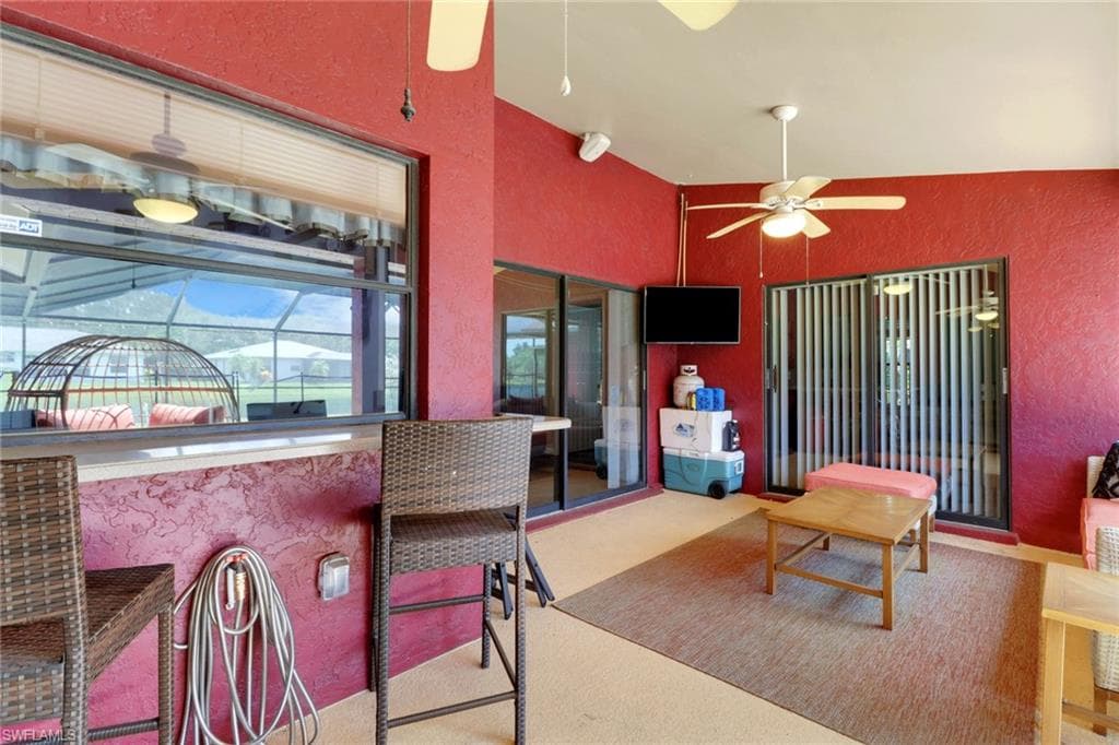 9414 Pineapple RD, FORT MYERS FL 33967-18