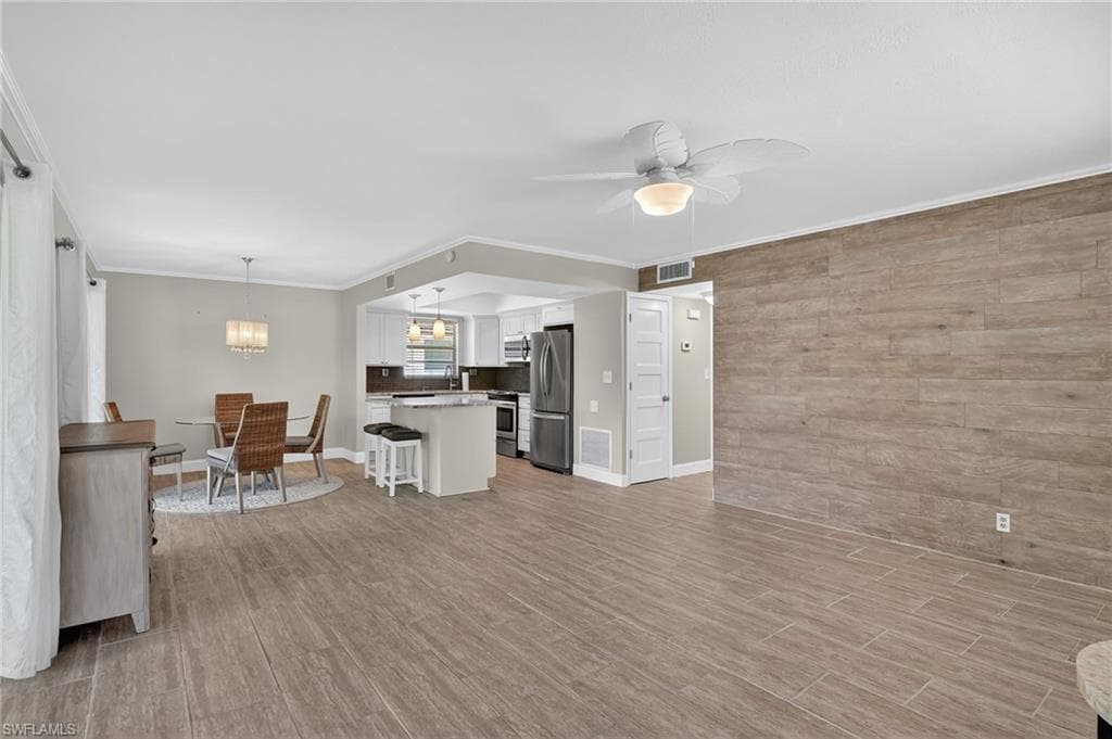 1549 Sandpiper ST # 36, NAPLES FL 34102-2