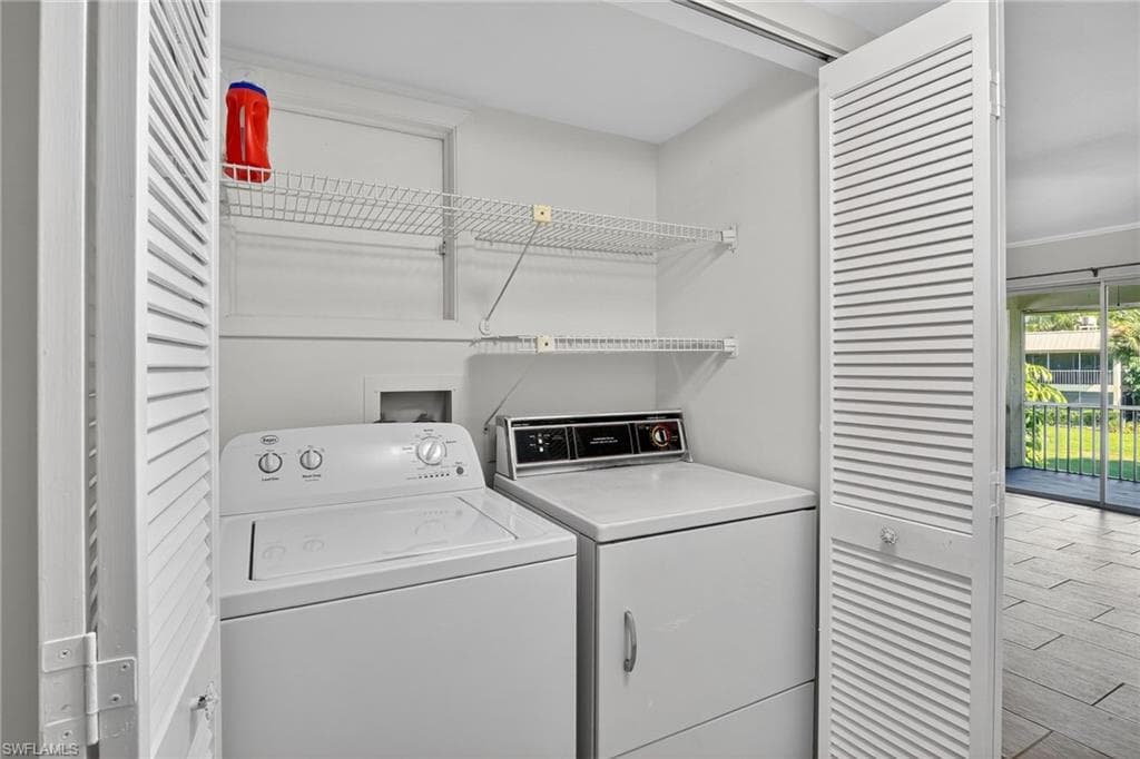 1549 Sandpiper ST # 36, NAPLES FL 34102-18