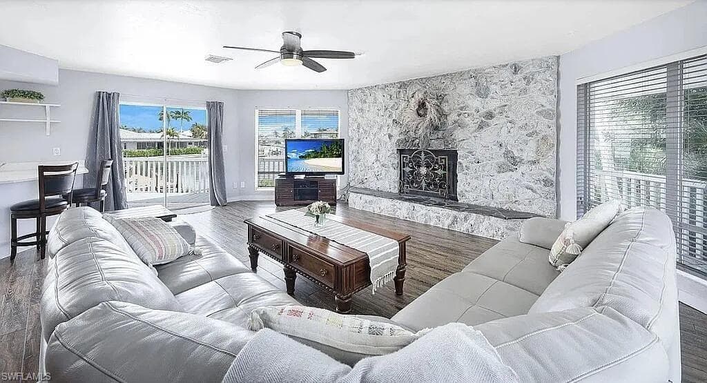 1800 Woodbine CT-5