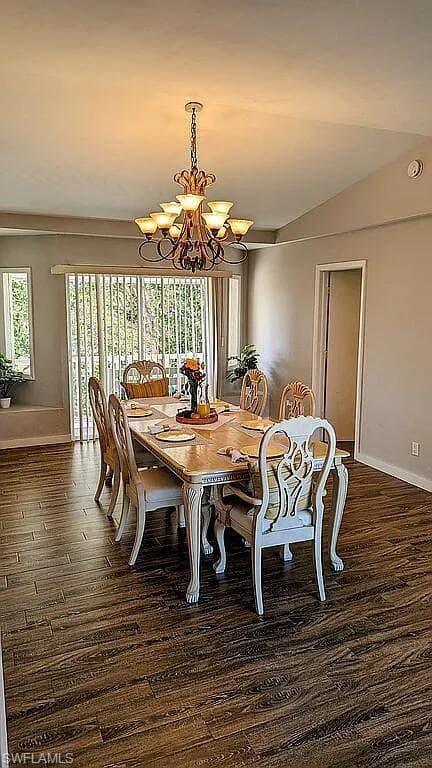 1800 Woodbine CT-23
