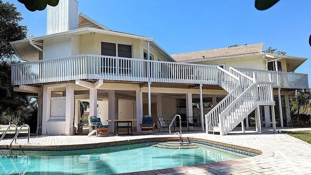 1800 Woodbine CT-9