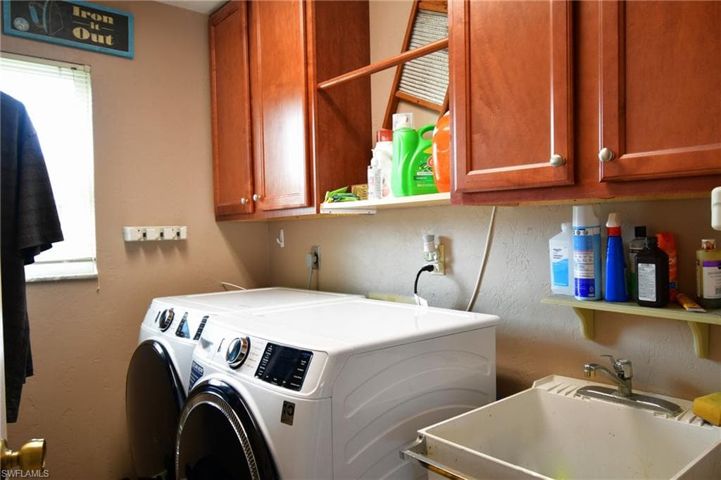 622 Weston RD, LEHIGH ACRES FL 33936-23