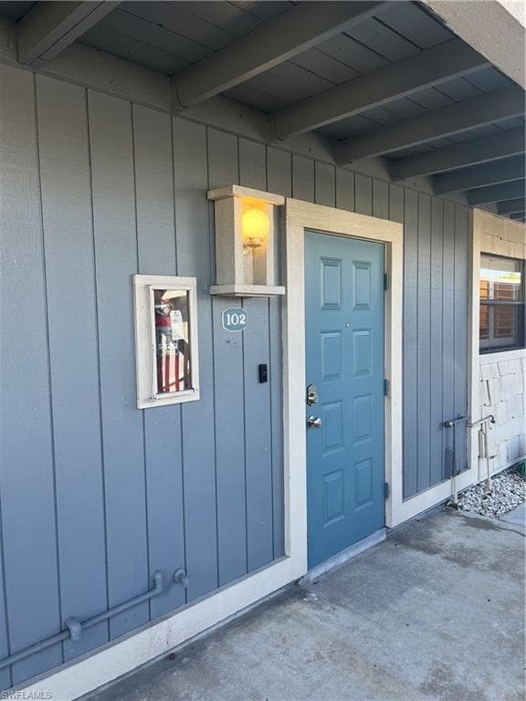 816 SW 48th TER # 102, CAPE CORAL FL 33914-1