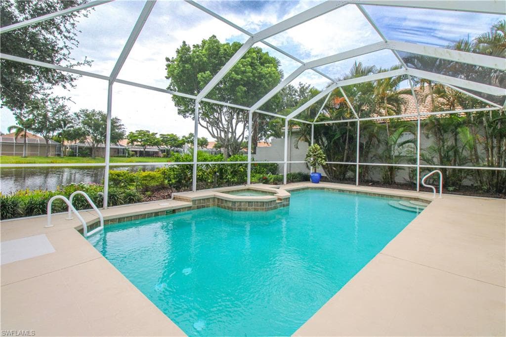 372 Mallory CT, NAPLES FL 34110-44