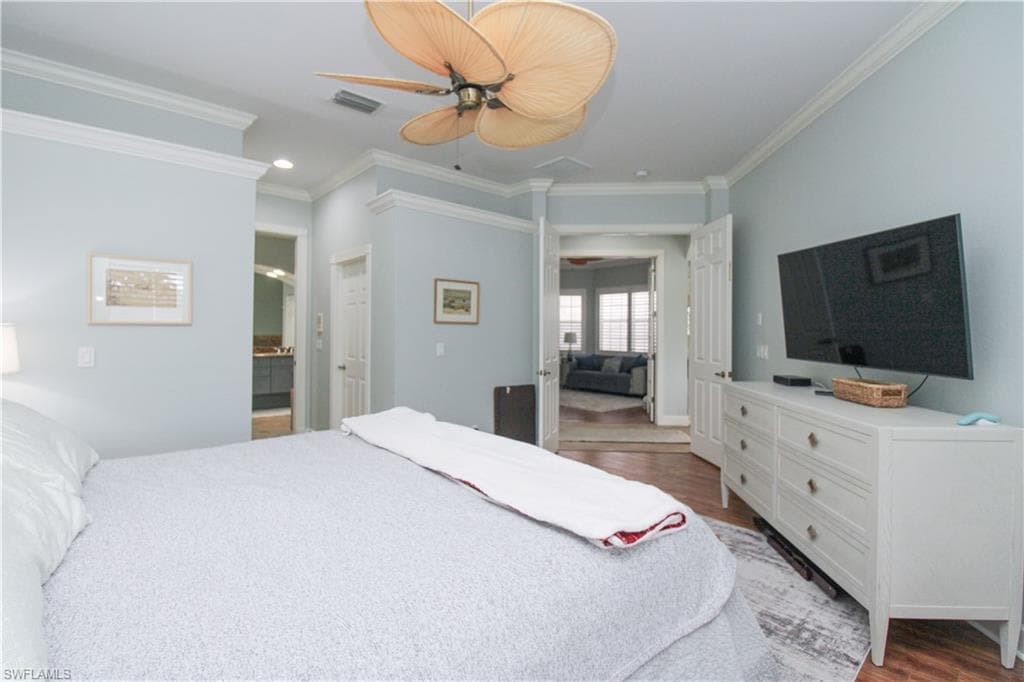 372 Mallory CT, NAPLES FL 34110-14